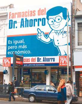 El muchacho con un pequeño miembro ha resonado